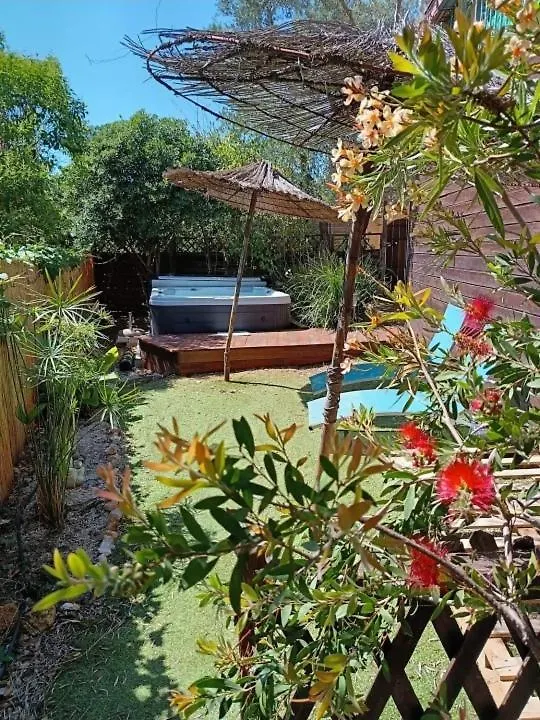 Chambre Atypique Entre Mer Et Collines Belgentier Homestay
