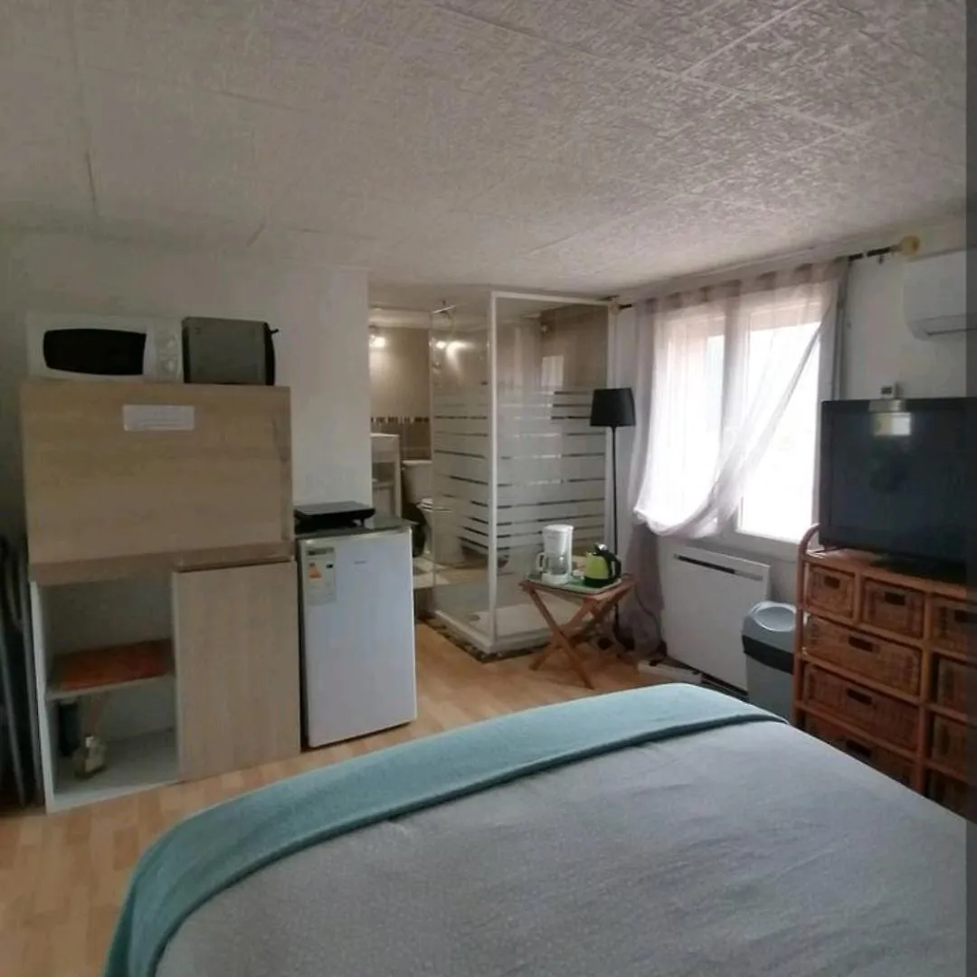 Homestay Chambre Atypique Entre Mer Et Collines Belgentier